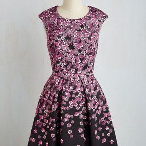 Modcloth "Rose to the Occasion" short sleeve dress
